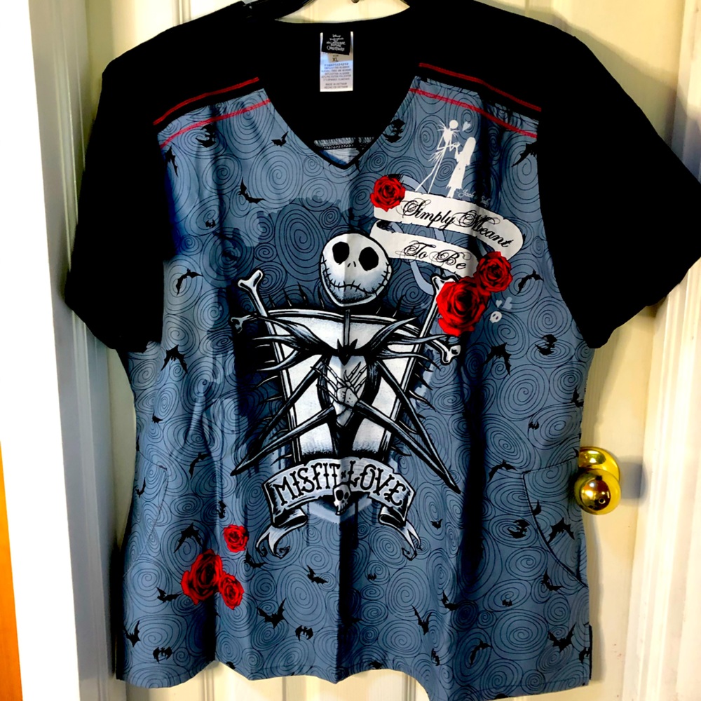 NWT Nightmare Before Christmas Scrub Top XL